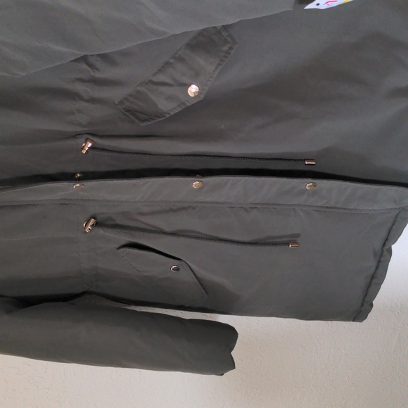 Andrew Marc Liberta Reversible Synthetic Down Coat Sz: M NWT $275 - Picture 4 of 10